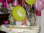 DSCN2148.JPG
Hannah, hidden in balloons