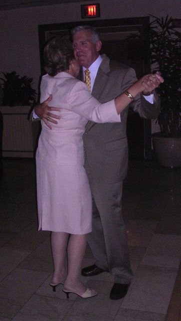 DSCN1133.JPG
Older couple dancing